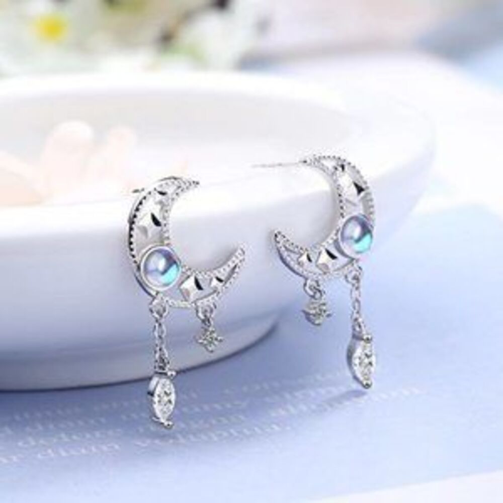 NEW 925 Sterling Silver Diamond Moon Earrings K
